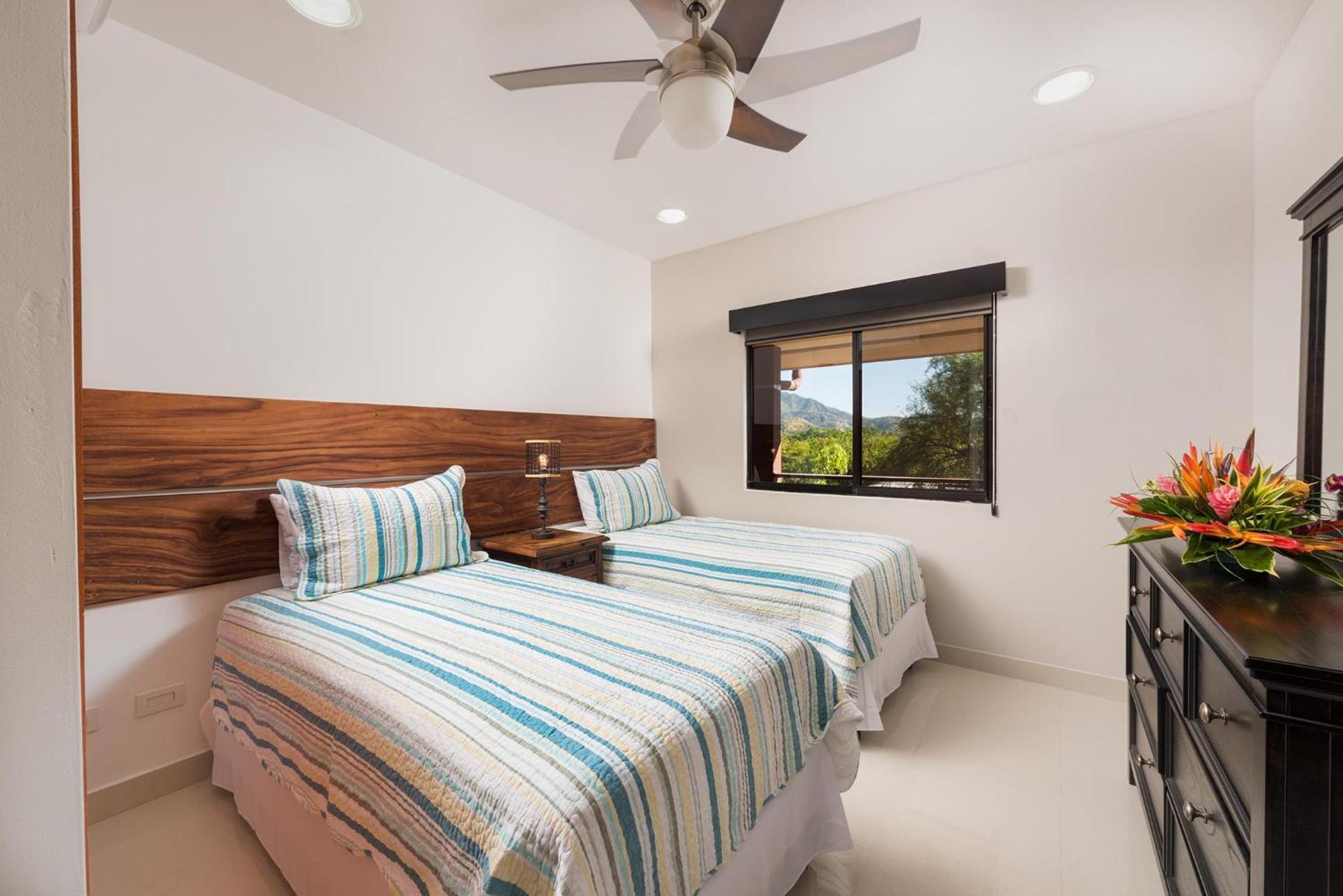 NEWLY remodeled 3 BR Ocean Front Condo in Flamingo! Playa Flamingo Esterno foto